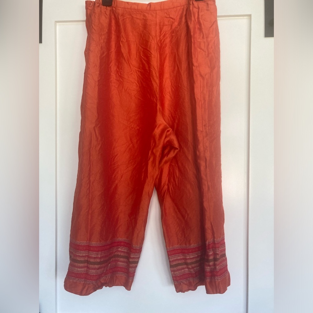 ✨Vintage‎ 90s✨Laura Henson Women's Orange Palazzo Pants with Embroidered Hems